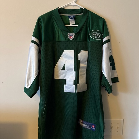 Reebok Green and White Men's Jersey